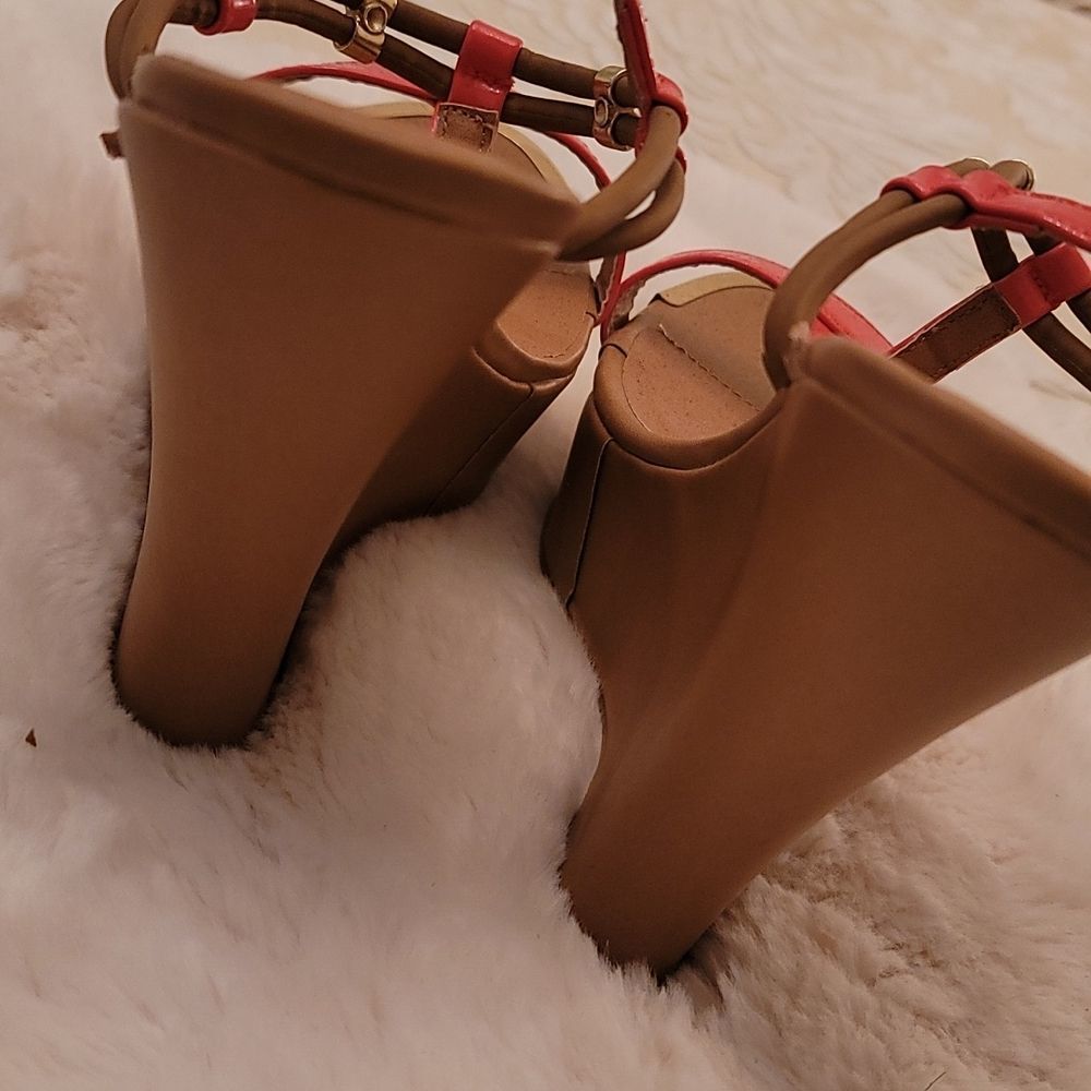 Cupid Wedge Shoes - Picture 8 of 15